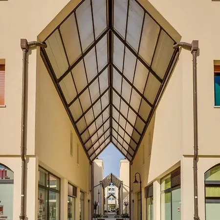 Quartiere 2000 Διαμέρισμα